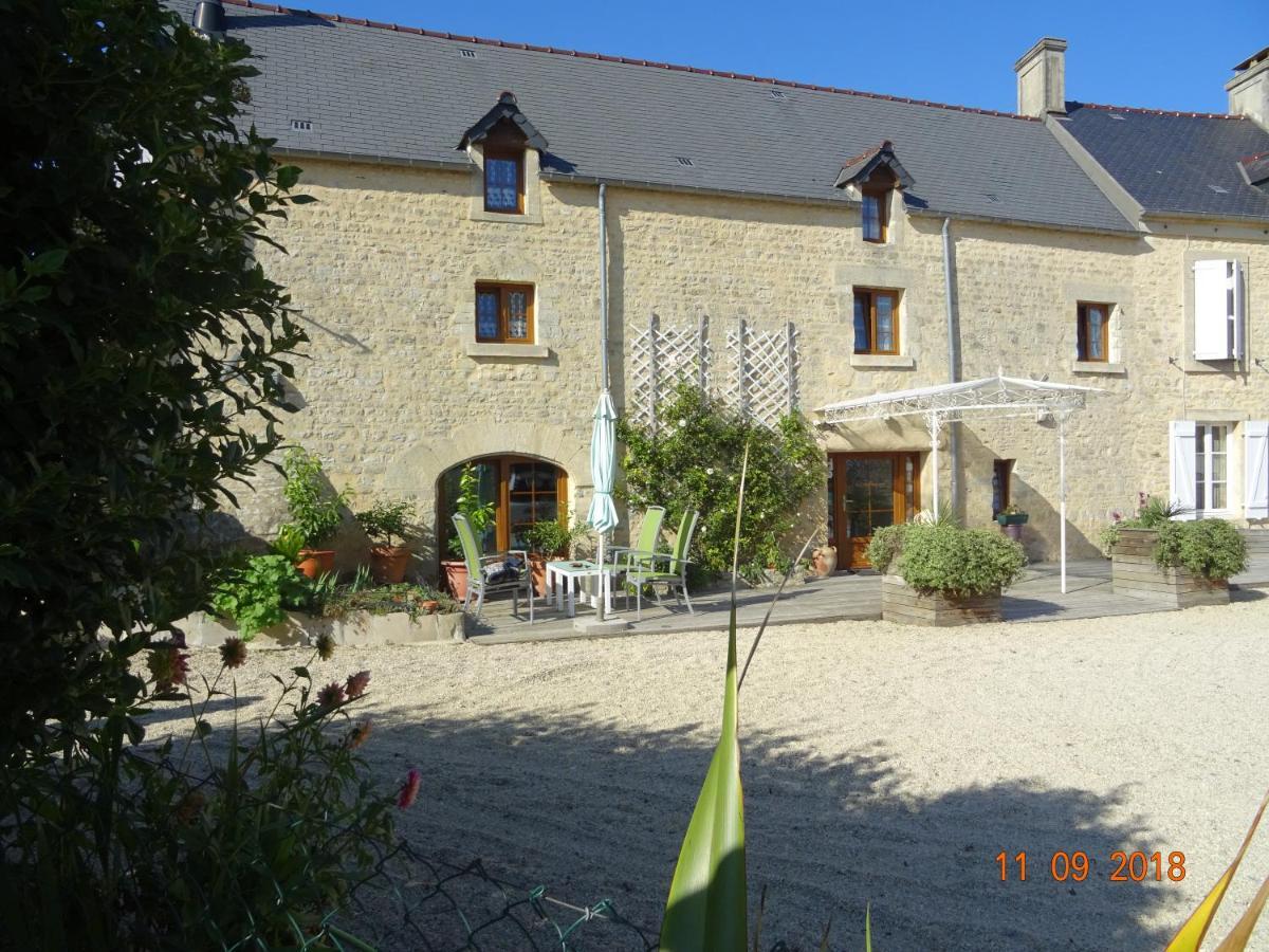 La Ferme Aux Chats Formigny Bagian luar foto