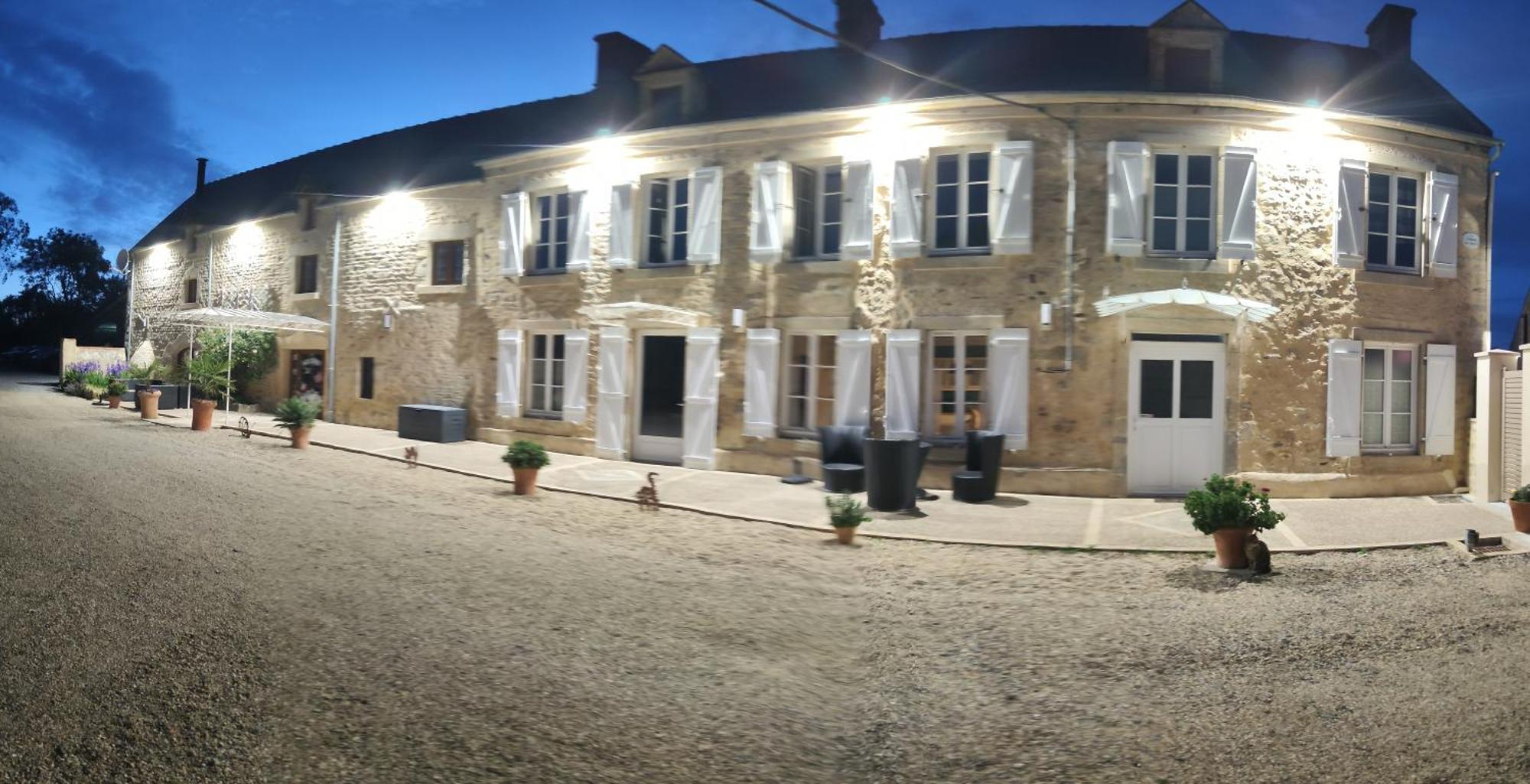 La Ferme Aux Chats Formigny Bagian luar foto