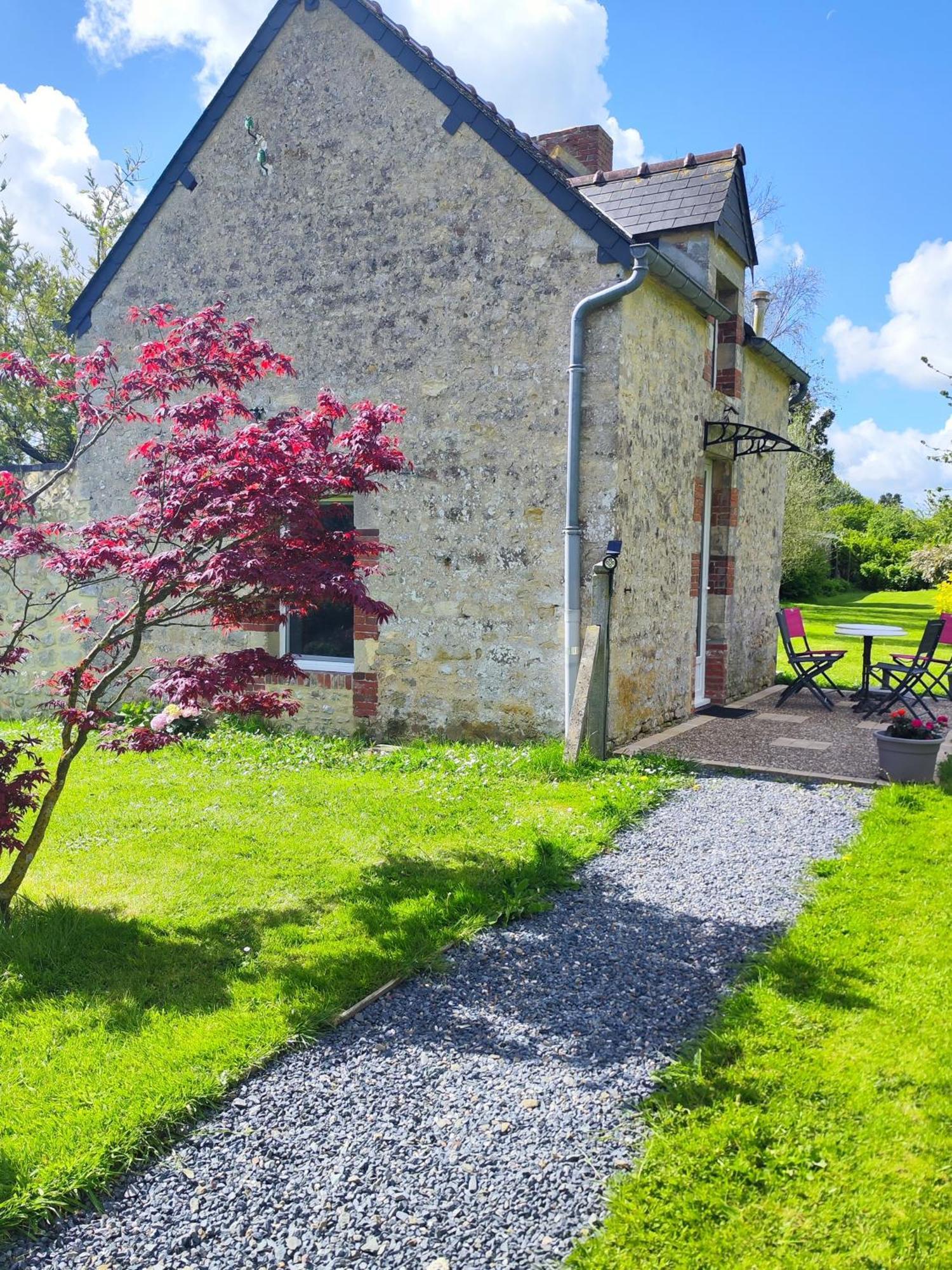 La Ferme Aux Chats Formigny Bagian luar foto